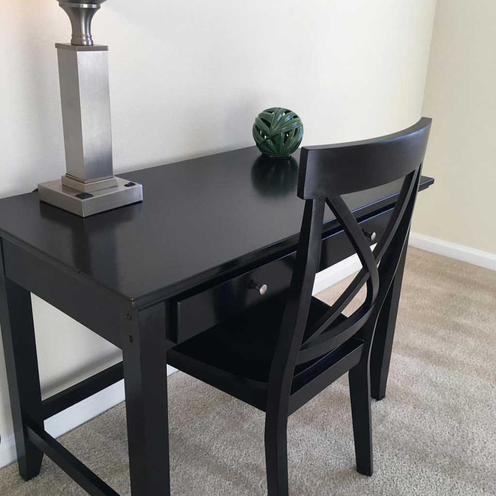Rental Desk & Chair Furniture | Furniture Services Inc.